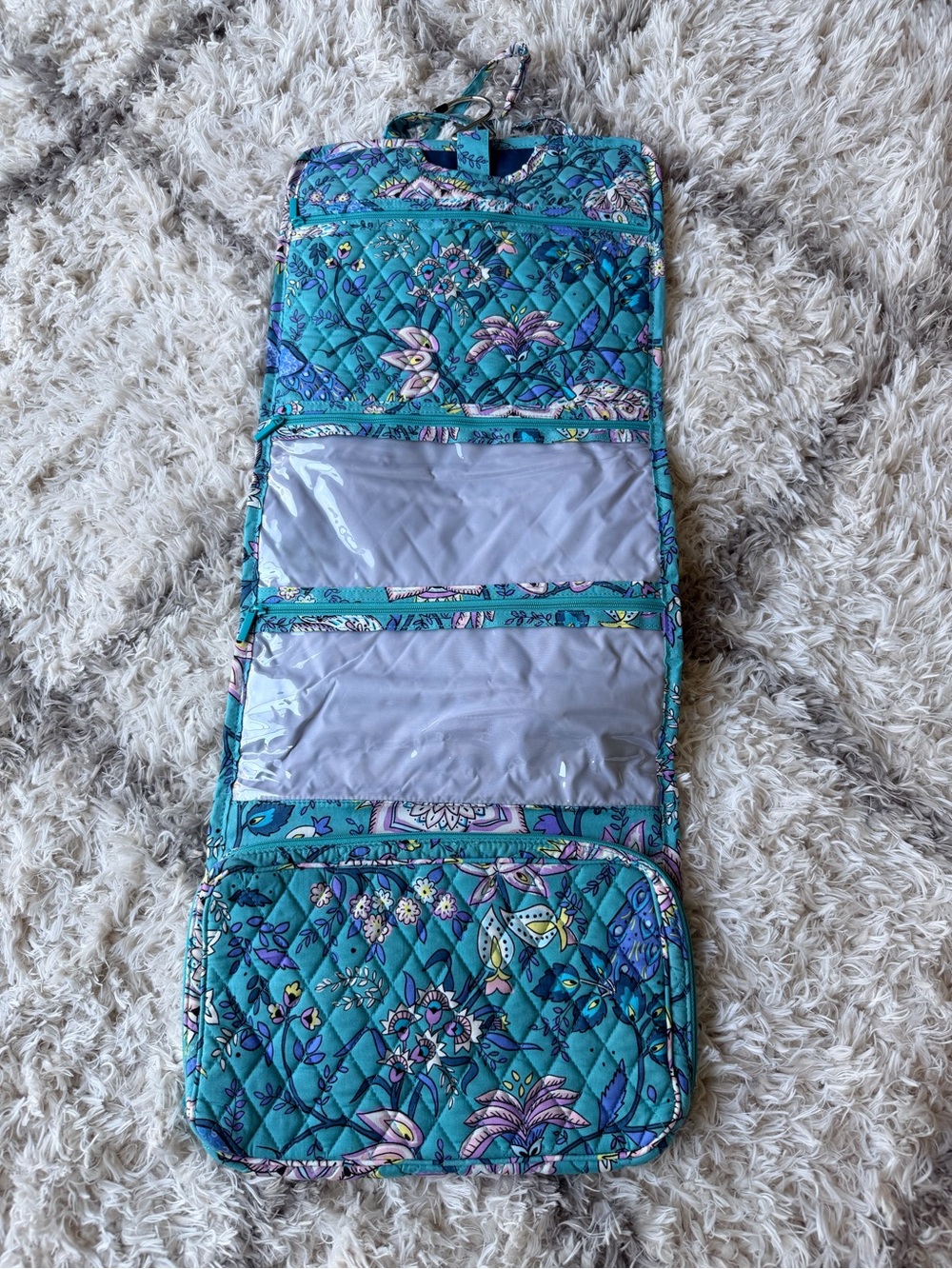 VERA BRADLEY | Peacock Garden Hanging Travel Organizer Bag